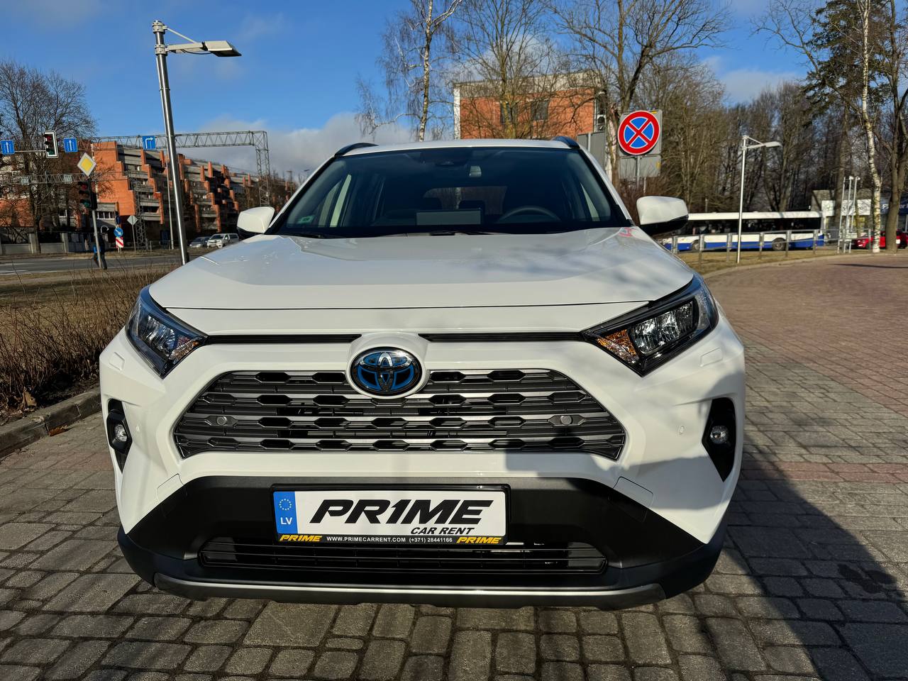 ilgtermina-noma-toyota-rav4-hybrid-suv-2-5-hybrid-dynamic-force4
